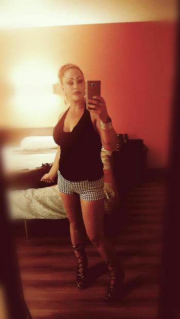 , 29 Caucasian female escort, Fresno