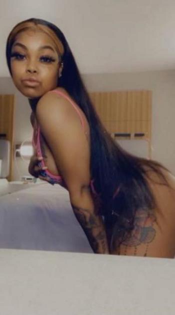 Sky, 24  female escort, Fresno