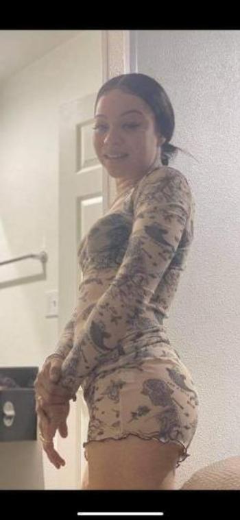 Nadia, 22  female escort, Fresno
