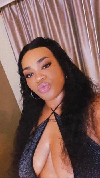 Diamond, 28  female escort, Fresno