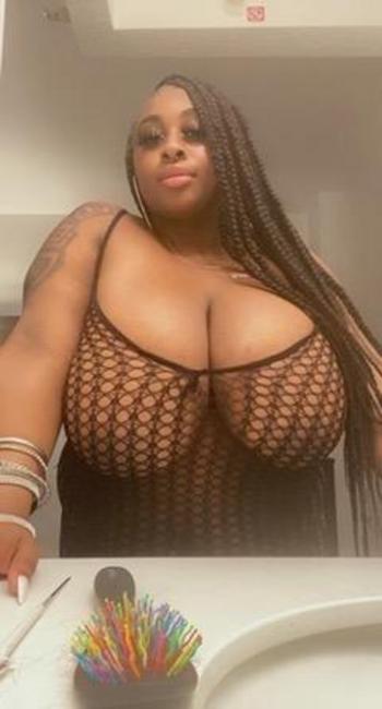 Treasure , 25  female escort, Fresno