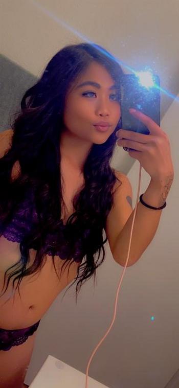 Star, 23  female escort, Fresno