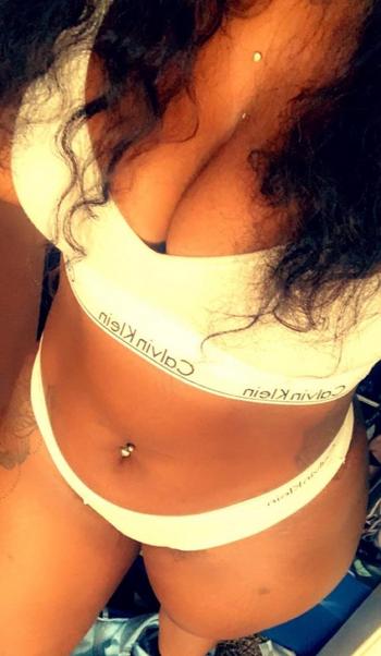 Ashley, 32  female escort, Fresno