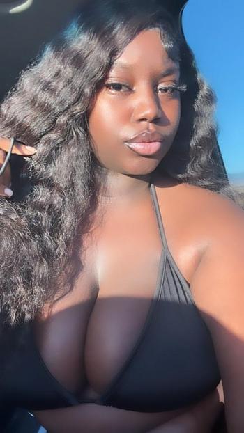 Layla , 24  female escort, Fresno
